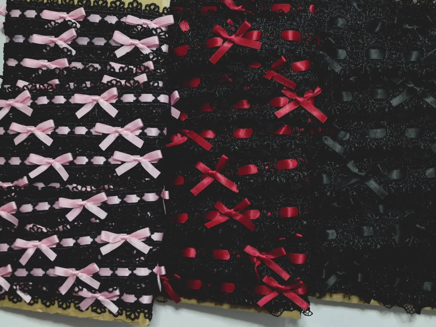 新しいはしごレース入荷しました！レースがついてるタイプとつい...