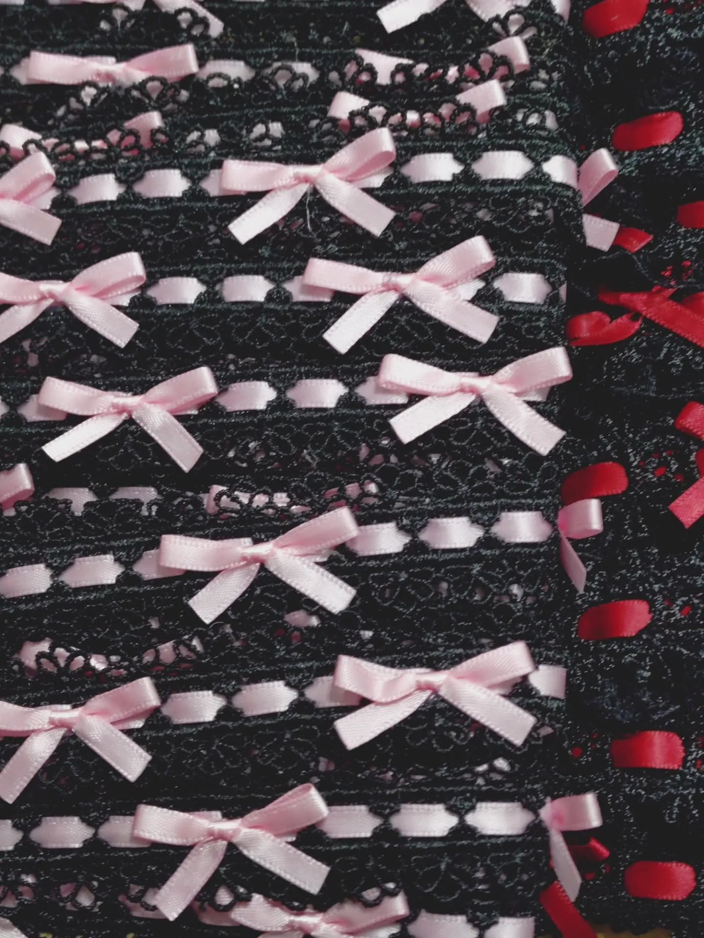 新しいはしごレース入荷しました！レースがついてるタイプとつい...