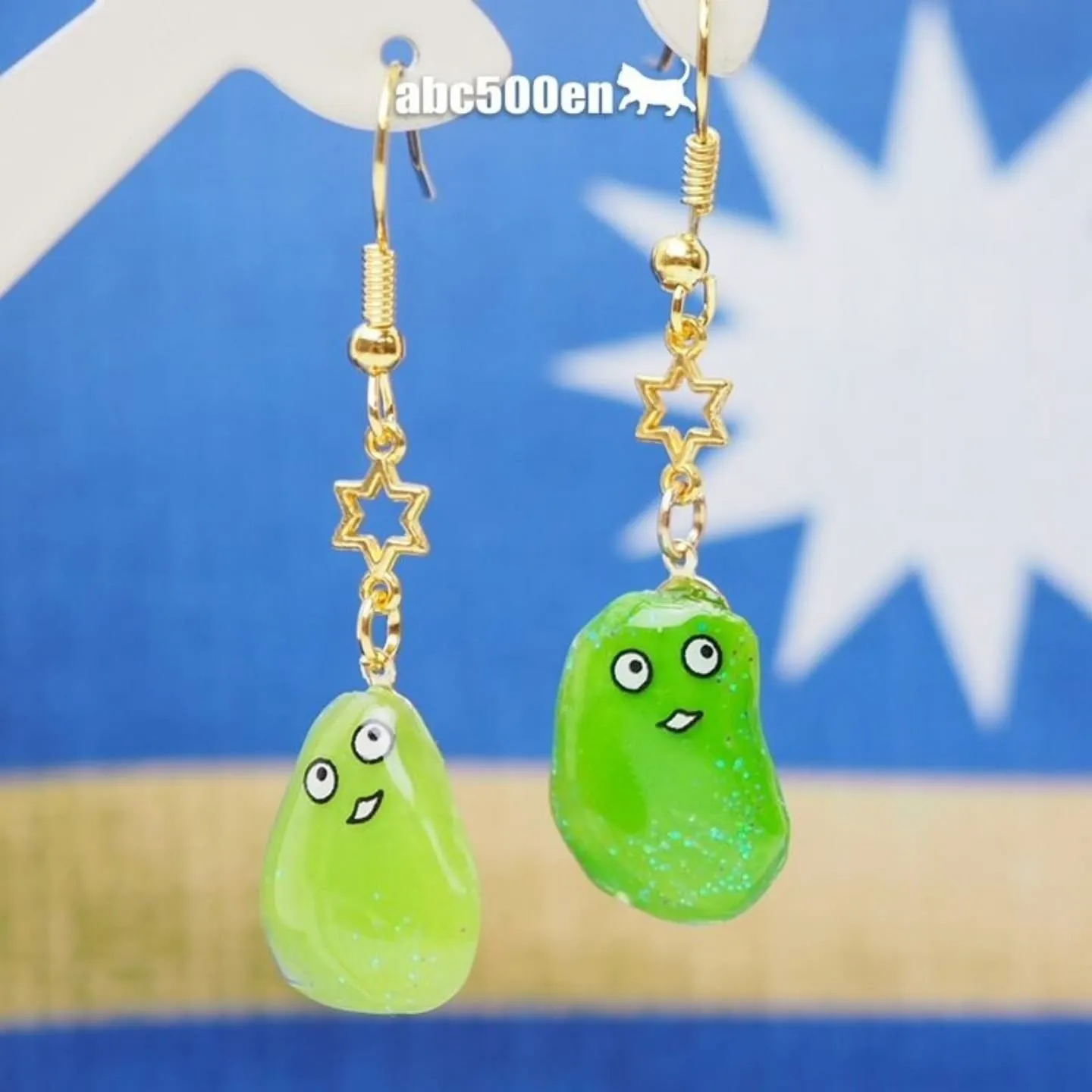 ナウルくんのレジンシール販売中！シールのみで販売しております...