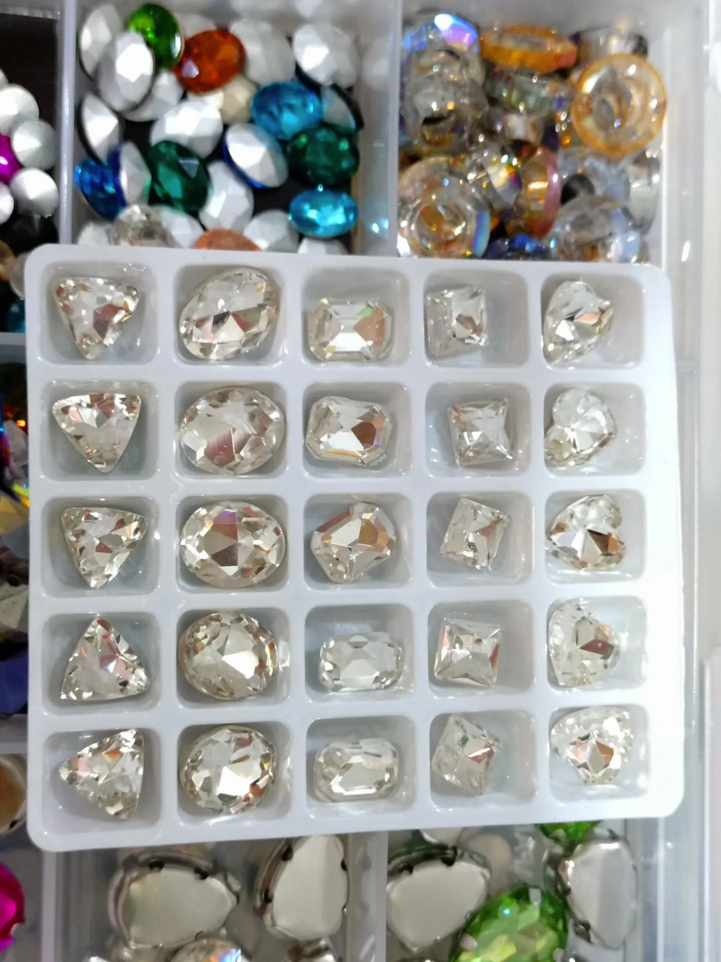 本店にある✨キラキラパーツ！