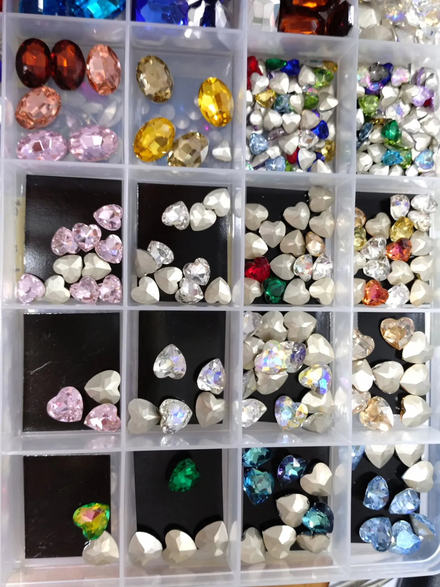 本店にある✨キラキラパーツ！