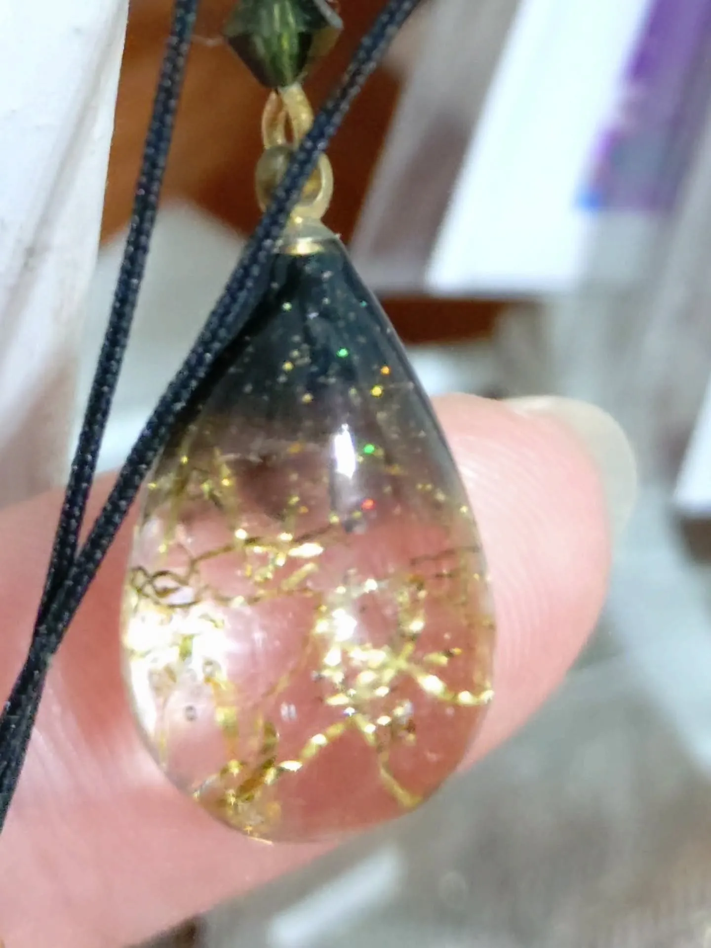 網目状になった封入アイテム！重ねていれるだけで色がはっきりし...