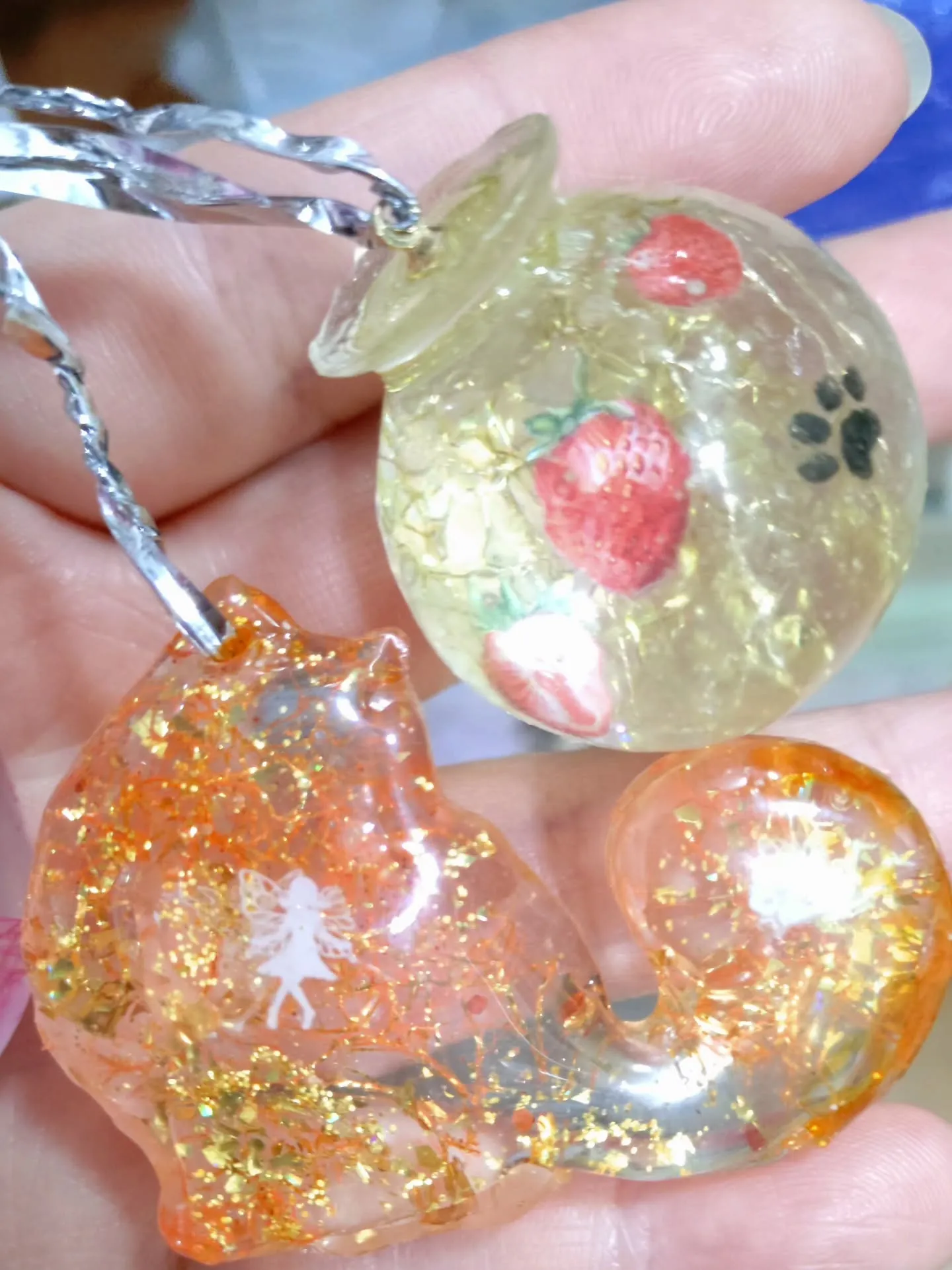 網目状になった封入アイテム！重ねていれるだけで色がはっきりし...