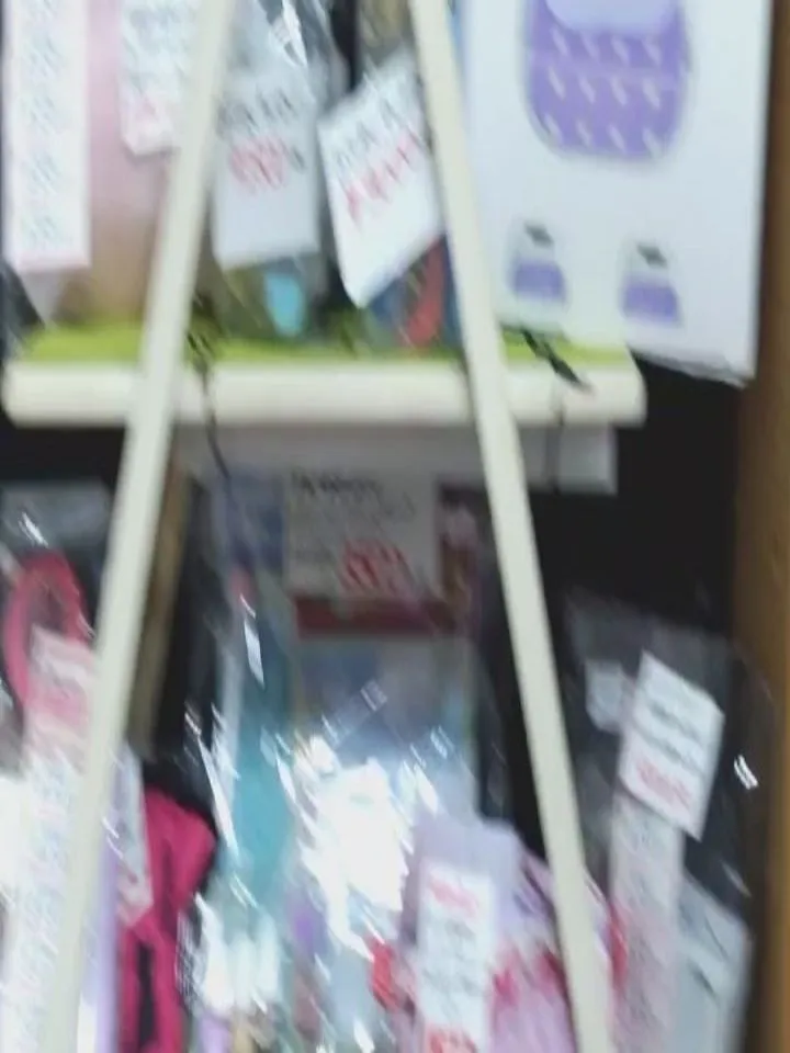 クリッカーキーホルダーは店頭にはいろんな種類があります♪ライ...